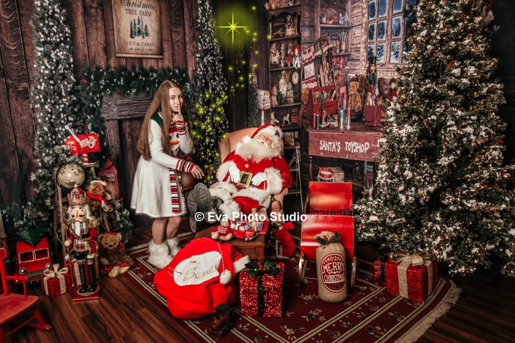 Eva R Santa pictures with Santa in Tampa 1 - Eva Photo Studio - Tampa Bay Photo Studio